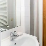 Apartmán Charming Near The Colosseum In Rome, 45 M² With Balcony