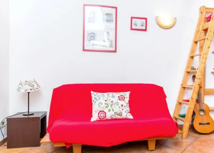 Charming Near The Colosseum In Rome, 45 M² With Balcony * Rom